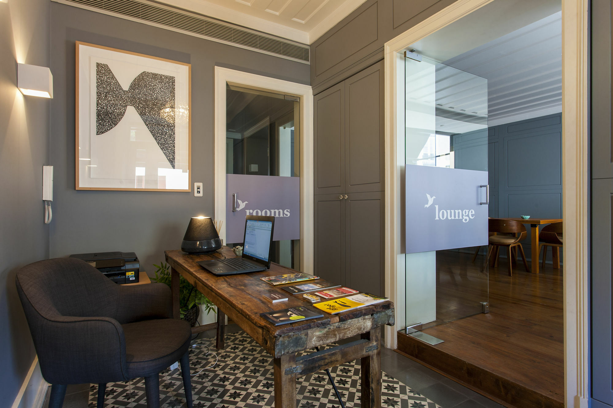 Feels Like Home Chiado Prime Suites Lisbon Exterior photo