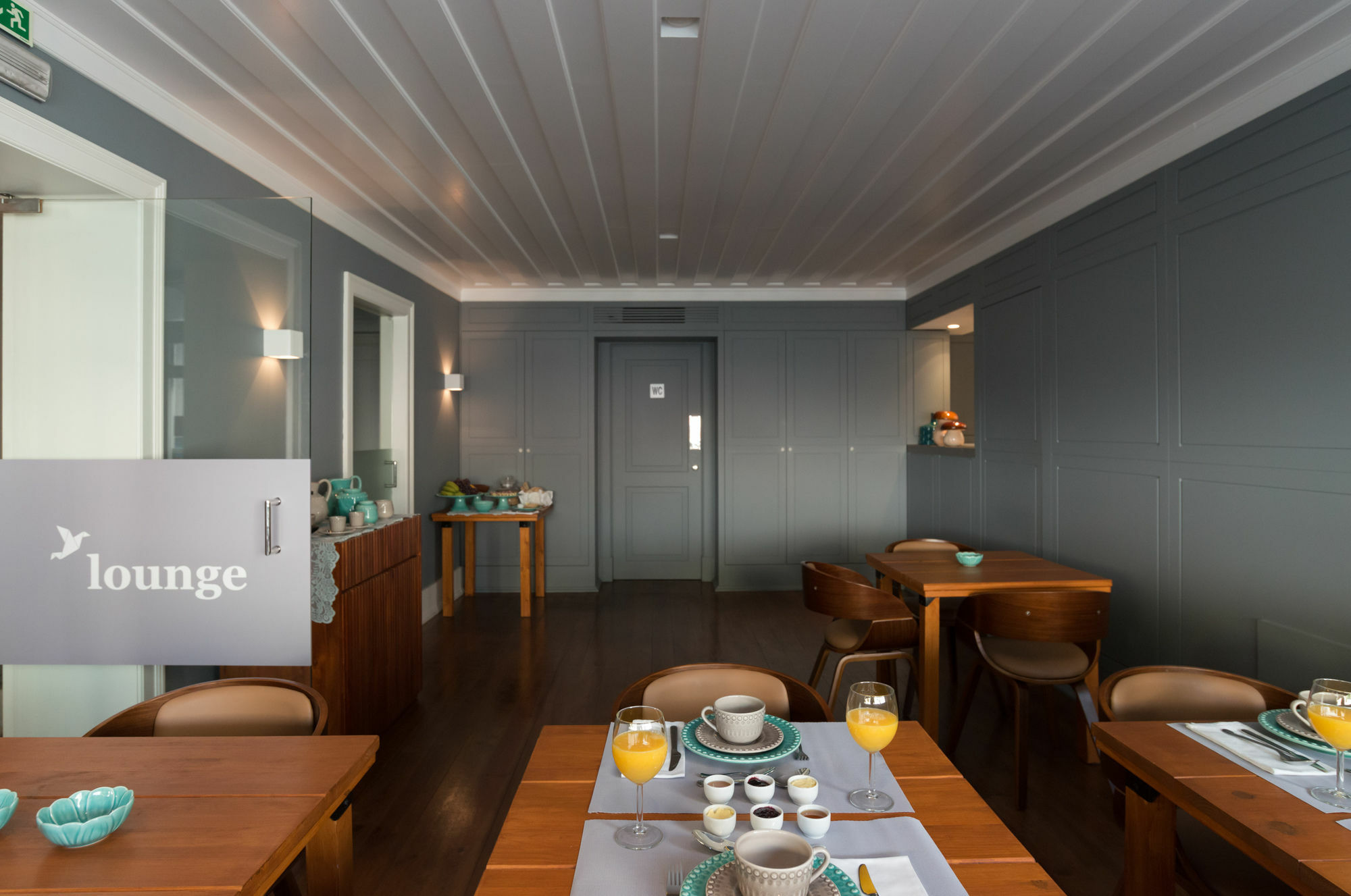 Feels Like Home Chiado Prime Suites Lisbon Exterior photo